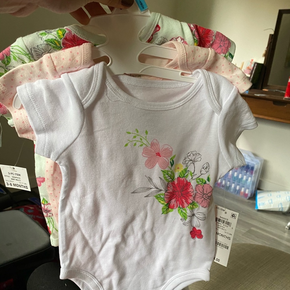 New baby girl clothing
